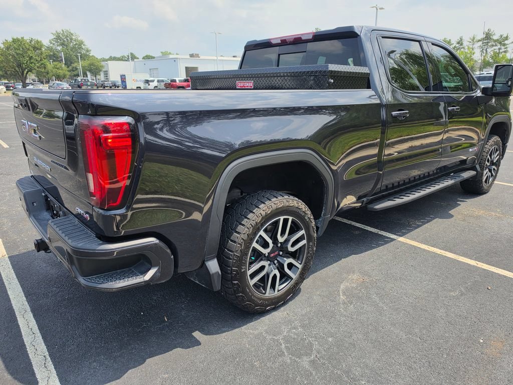 Used 2024 GMC Sierra 1500 AT4 w/ Technology Package AWD/4WD image 7