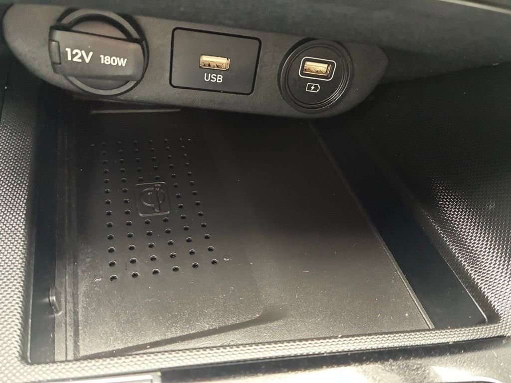 Used 2023 Hyundai Elantra SEL w/ Convenience Package image 29