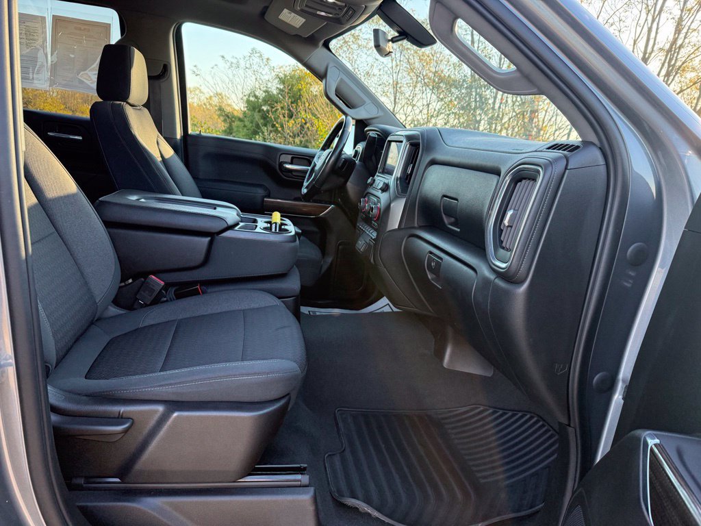 Used 2021 Chevrolet Silverado 1500 LT AWD/4WD image 21