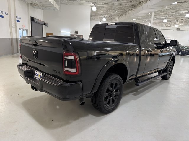 Used 2019 RAM 3500 Laramie w/ Black Appearance Package AWD/4WD image 9