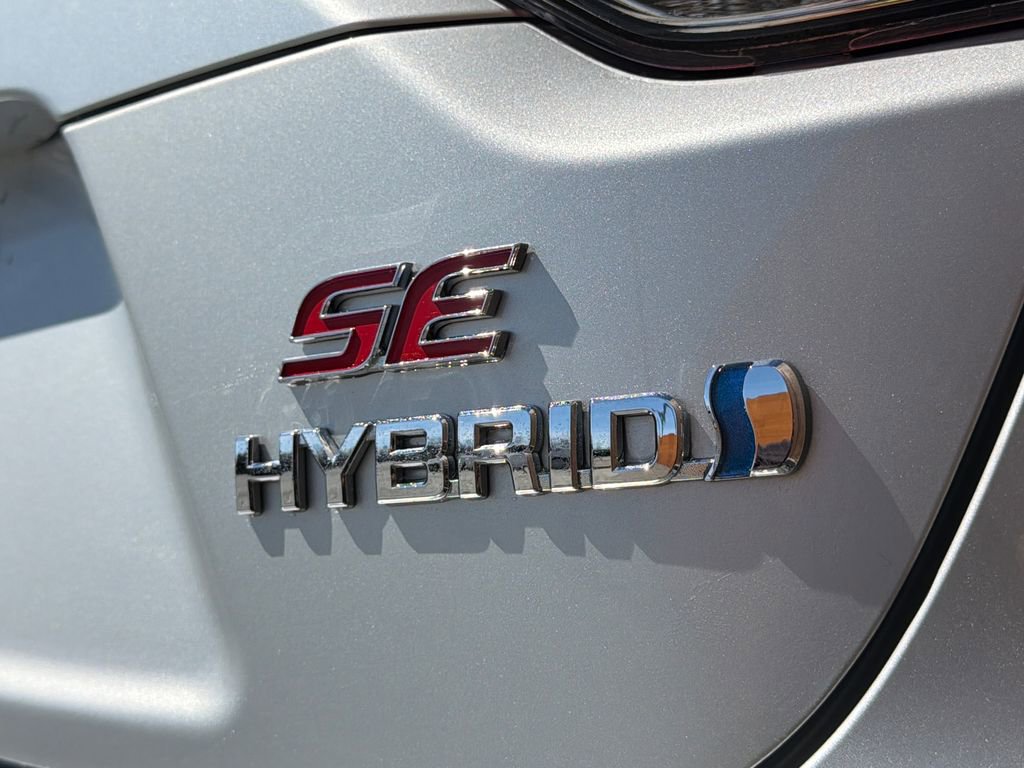 Used 2024 Toyota Corolla SE image 17