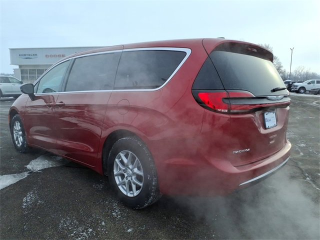 New 2026 Chrysler Pacifica Select image 5