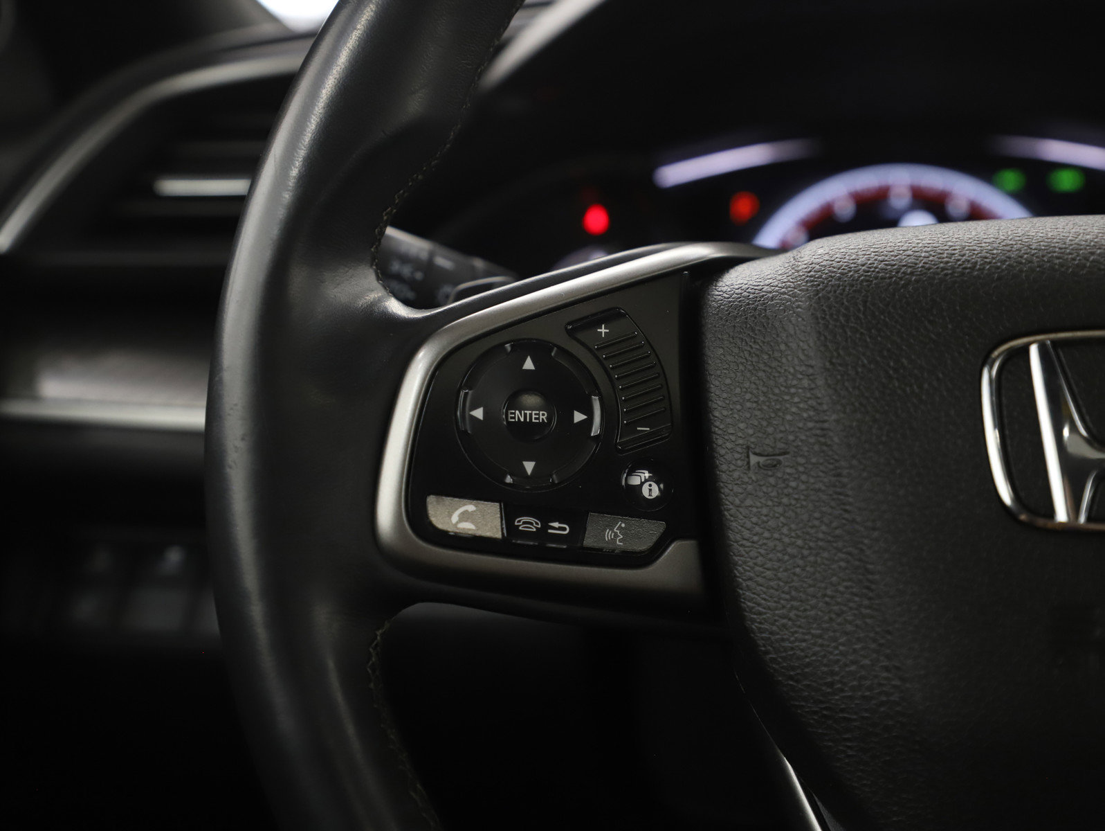 Used 2018 Honda Civic Sport Touring image 25