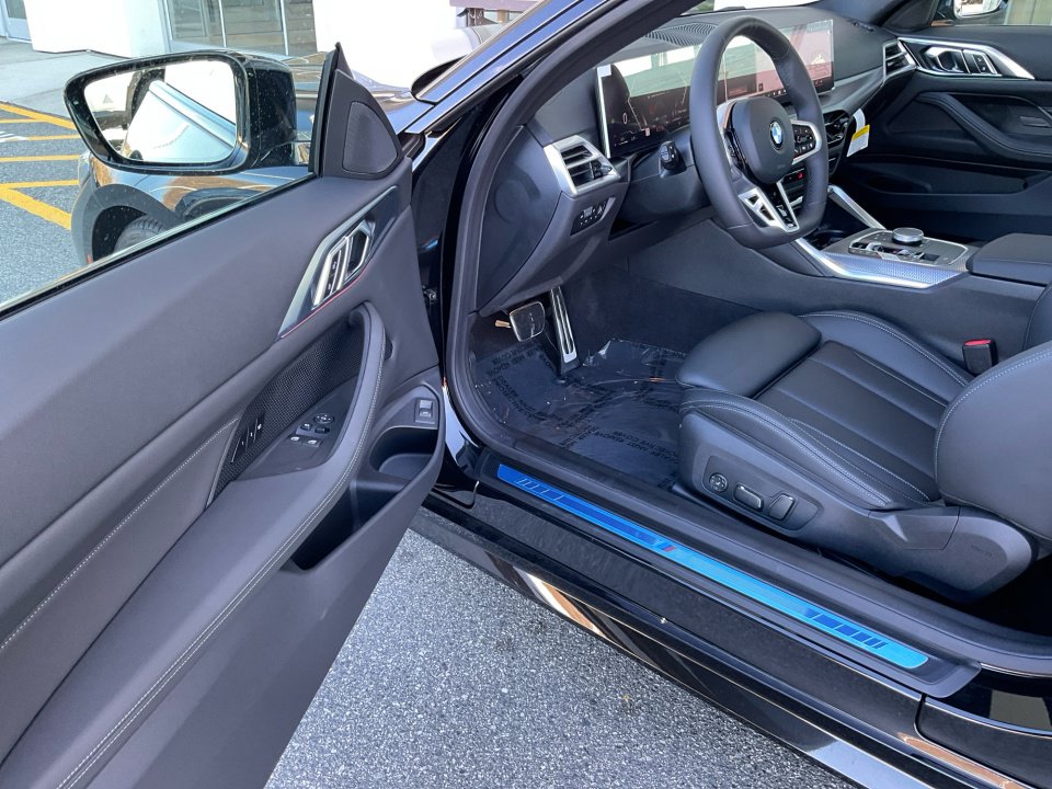 Certified 2026 BMW 430i Coupe w/ M Sport Package RWD image 30