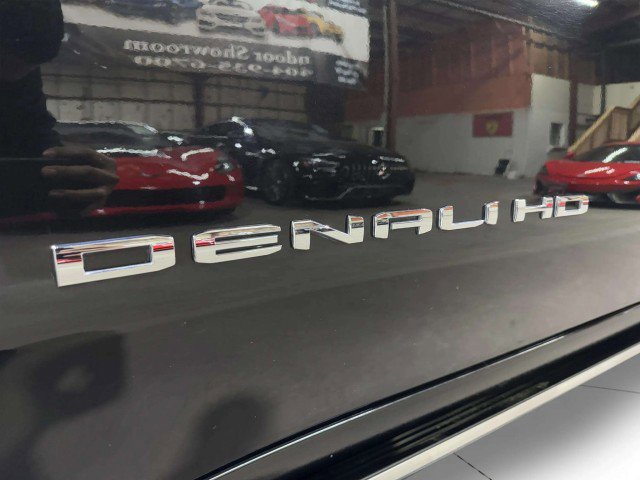 Used 2022 GMC Sierra 2500 Denali w/ Denali Black Diamond Edition image 21