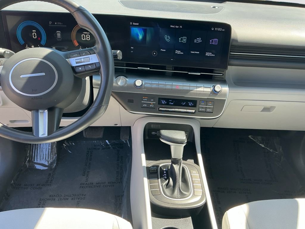 Used 2024 Hyundai Kona SEL FWD image 11