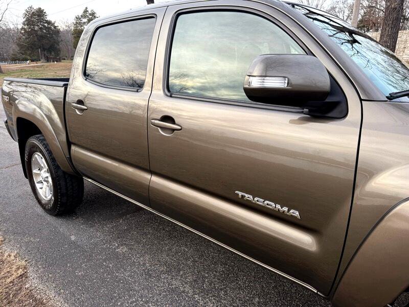 Used 2013 Toyota Tacoma Double Cab V6 4WD image 10