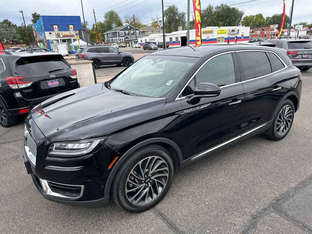 Used 2019 Lincoln Nautilus Reserve image 11