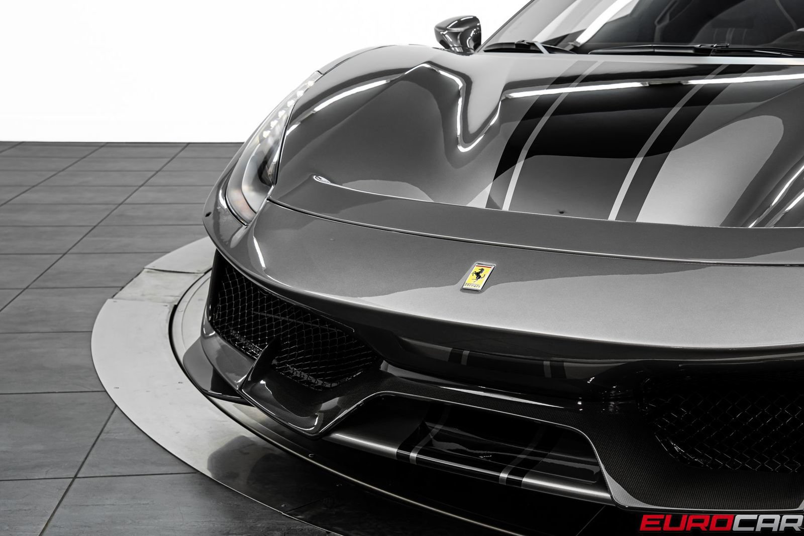 Used 2019 Ferrari 488 Pista Spider RWD image 15