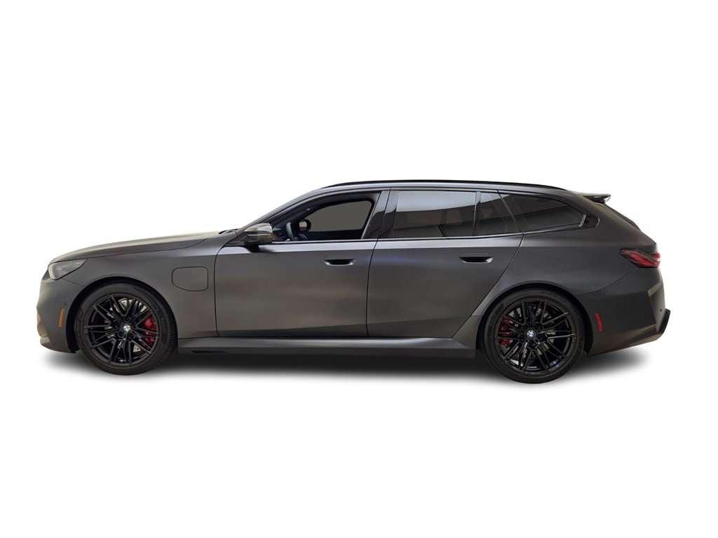 Used 2025 BMW M5 Touring image 12