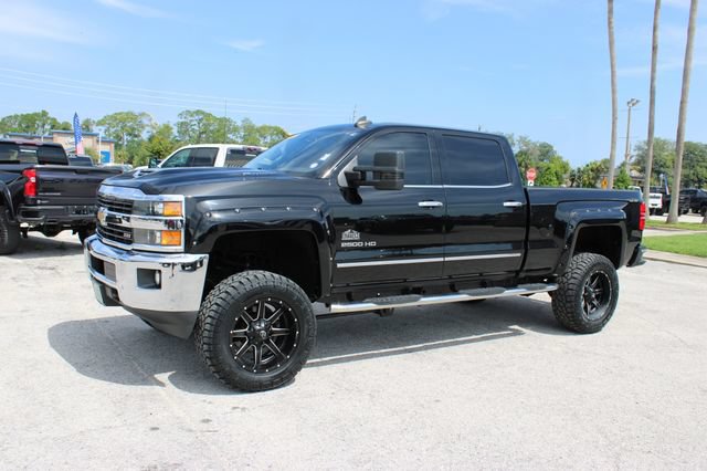 Used 2017 Chevrolet Silverado 2500 LTZ w/ Duramax Plus Package AWD/4WD image 5