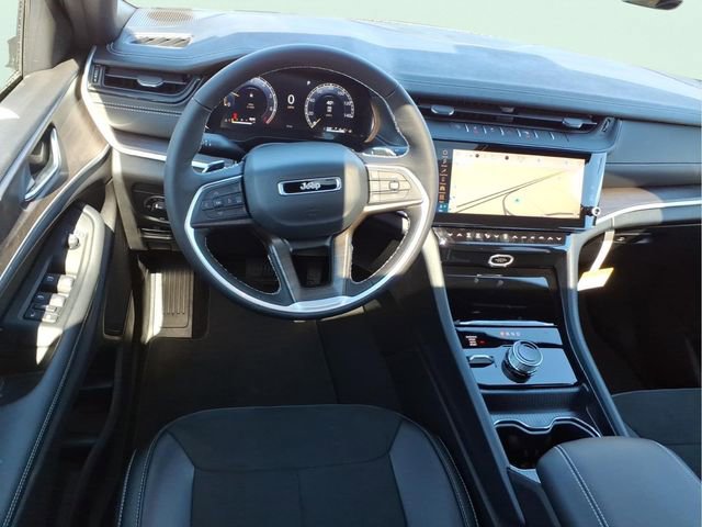 New 2026 Jeep Grand Cherokee 4WD image 13
