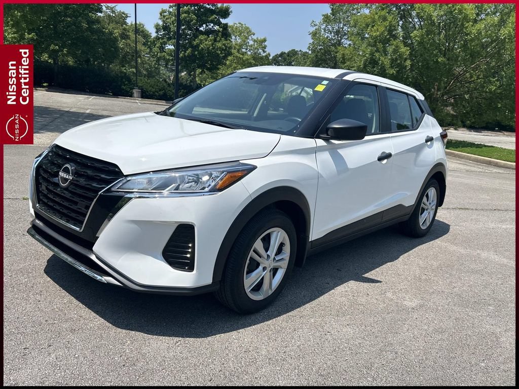 Certified 2025 Nissan Kicks Play S FWD image 3