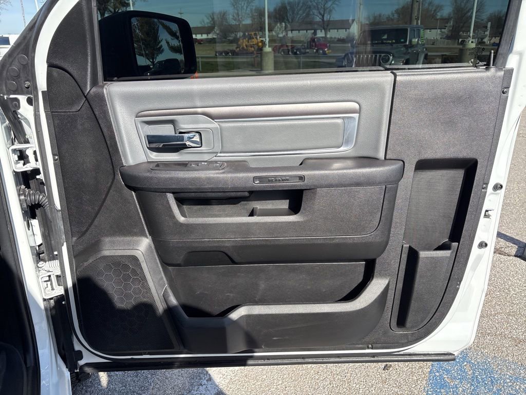 Used 2023 RAM 1500 Classic SLT image 41