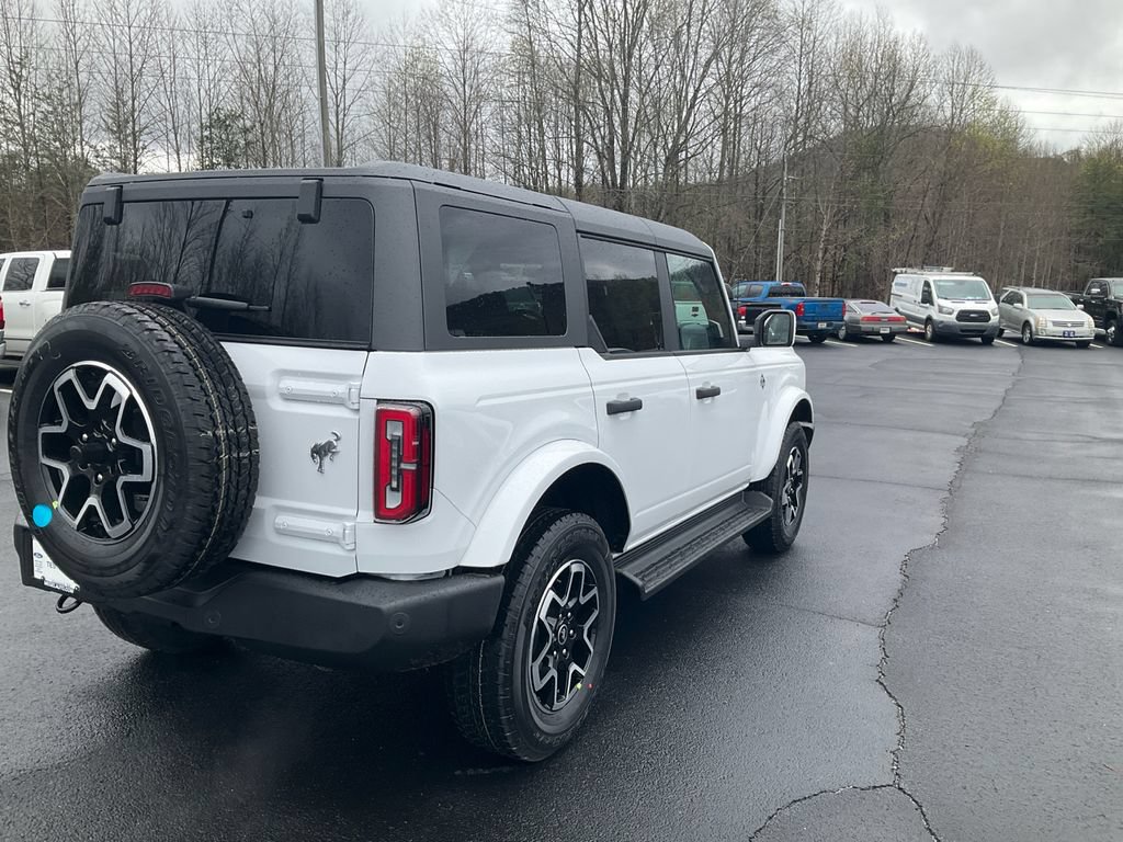 New 2026 Ford Bronco Outer Banks AWD/4WD image 5