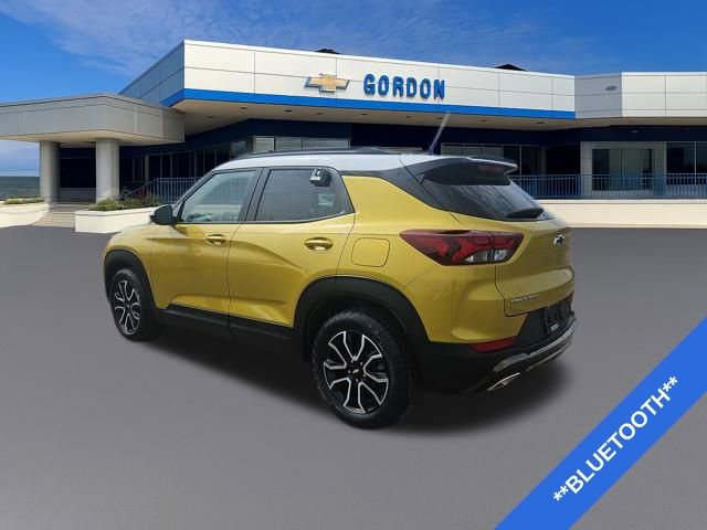 Used 2023 Chevrolet TrailBlazer ACTIV w/ Sun and Liftgate Package image 3