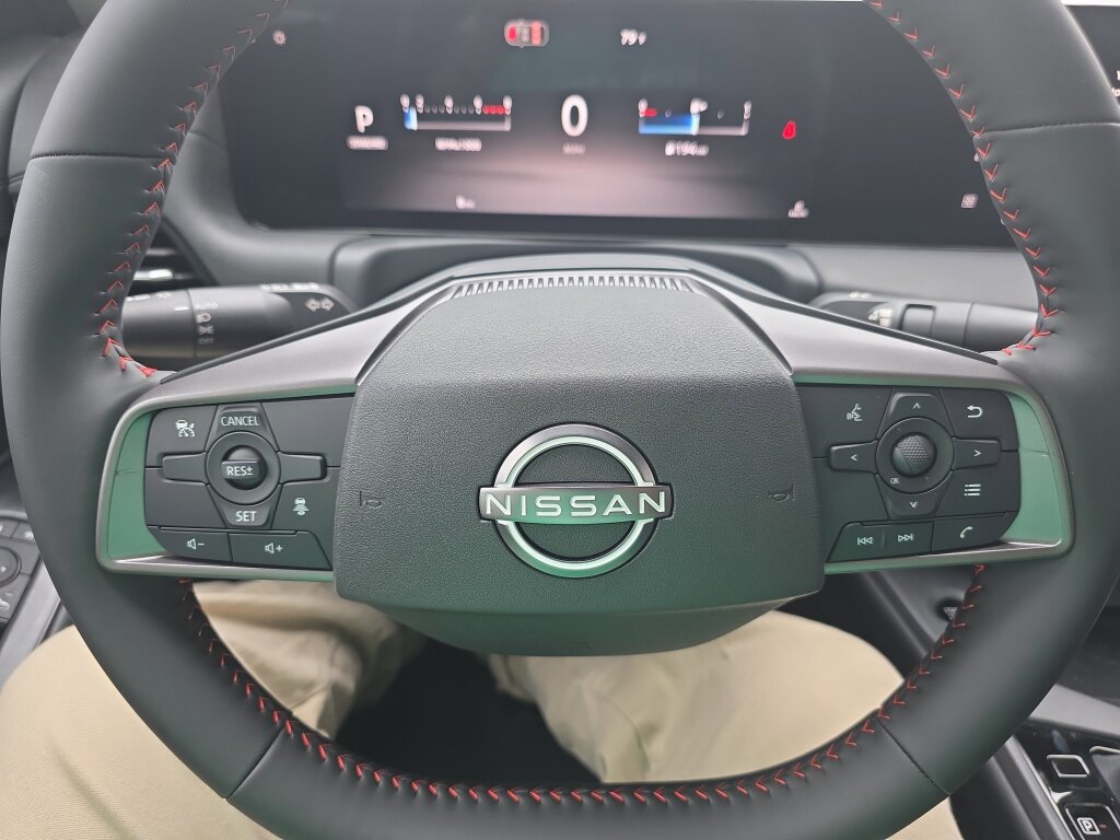 New 2026 Nissan Sentra SR w/ Floor Mat Package FWD image 8