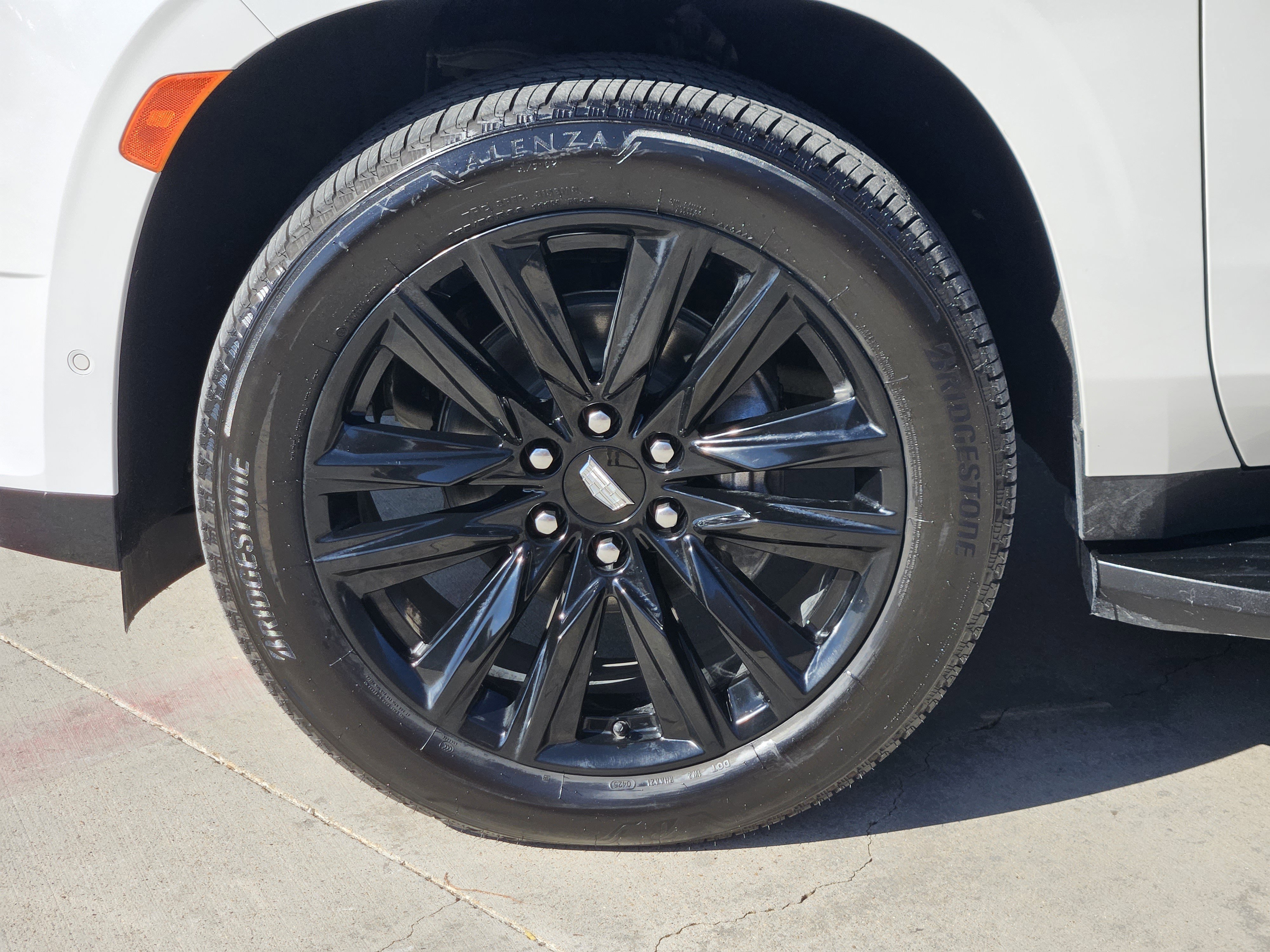 Used 2022 Cadillac Escalade ESV Sport image 11