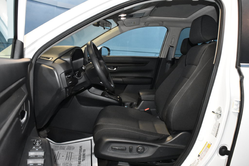Used 2025 Honda CR-V EX image 6