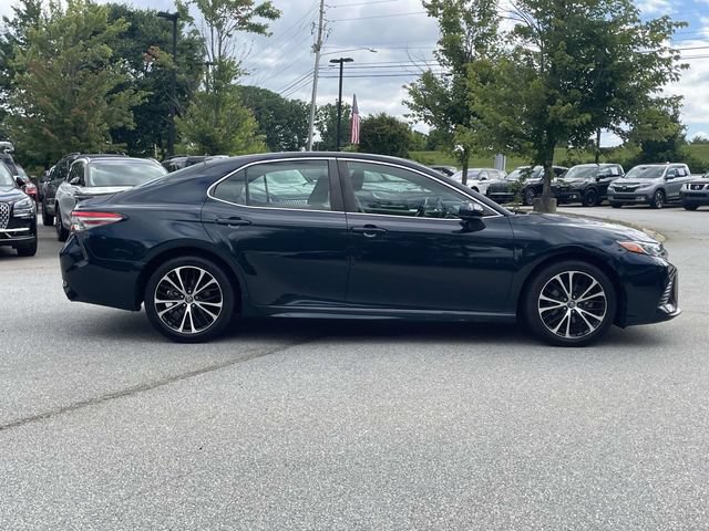Used 2018 Toyota Camry SE FWD image 6