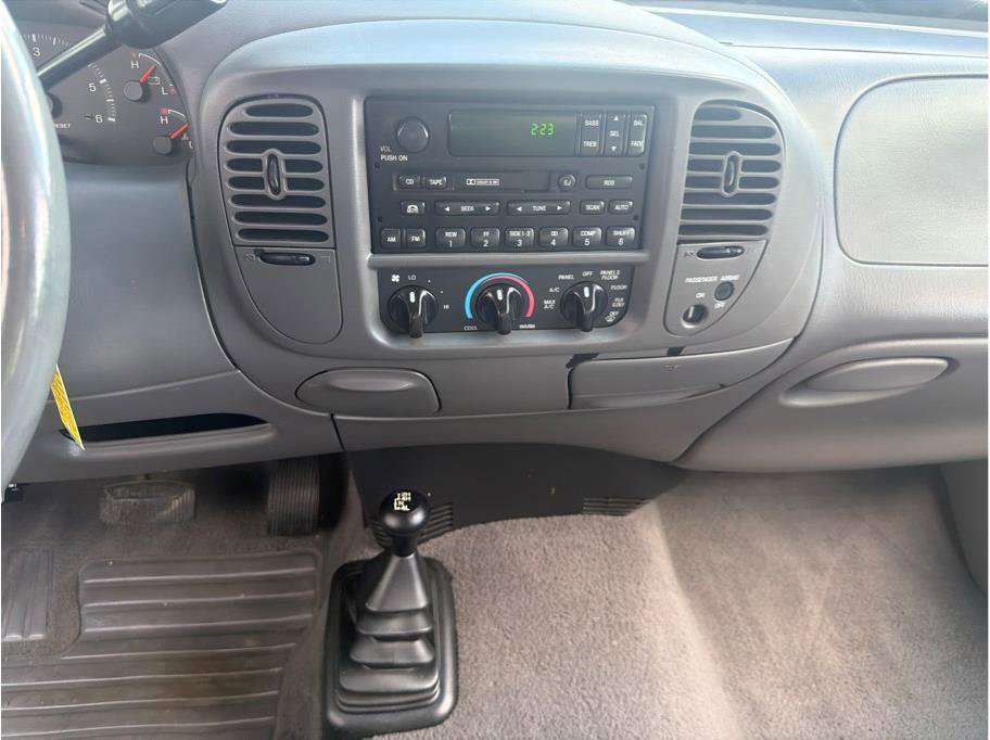 Used 1999 Ford F150 4x4 SuperCab image 16
