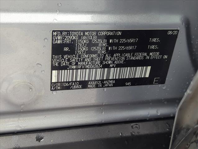 Used 2021 Toyota RAV4 XLE image 28