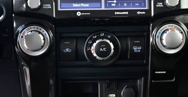 Certified 2024 Toyota 4Runner TRD Off-Road image 24