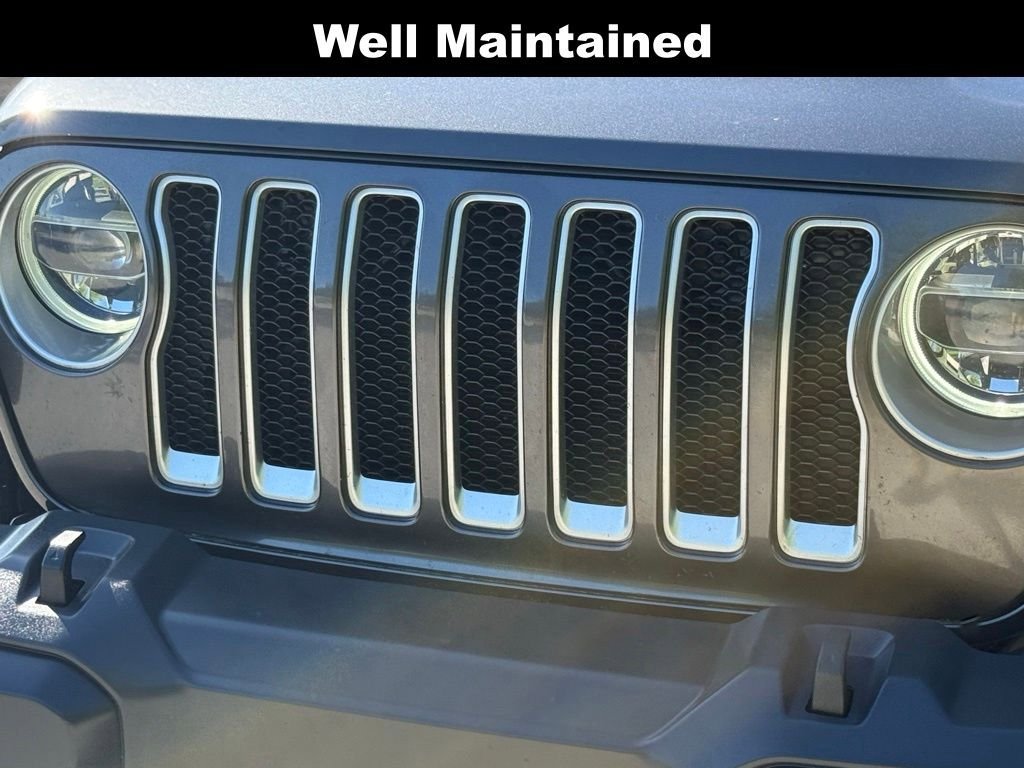 Used 2019 Jeep Wrangler Unlimited Sahara AWD/4WD image 6