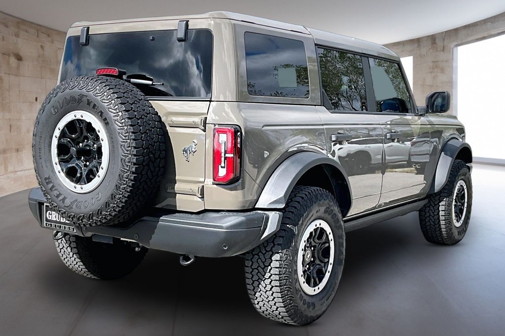 Used 2026 Ford Bronco Badlands AWD/4WD image 2