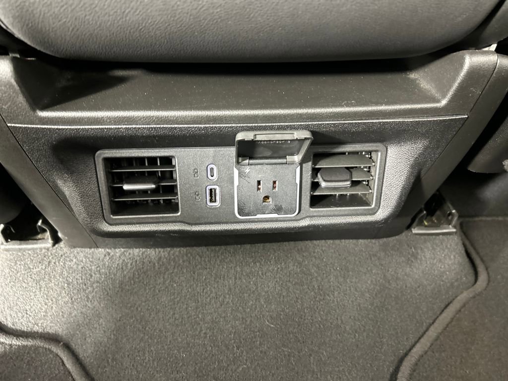 Used 2024 GMC Sierra 1500 SLT image 20