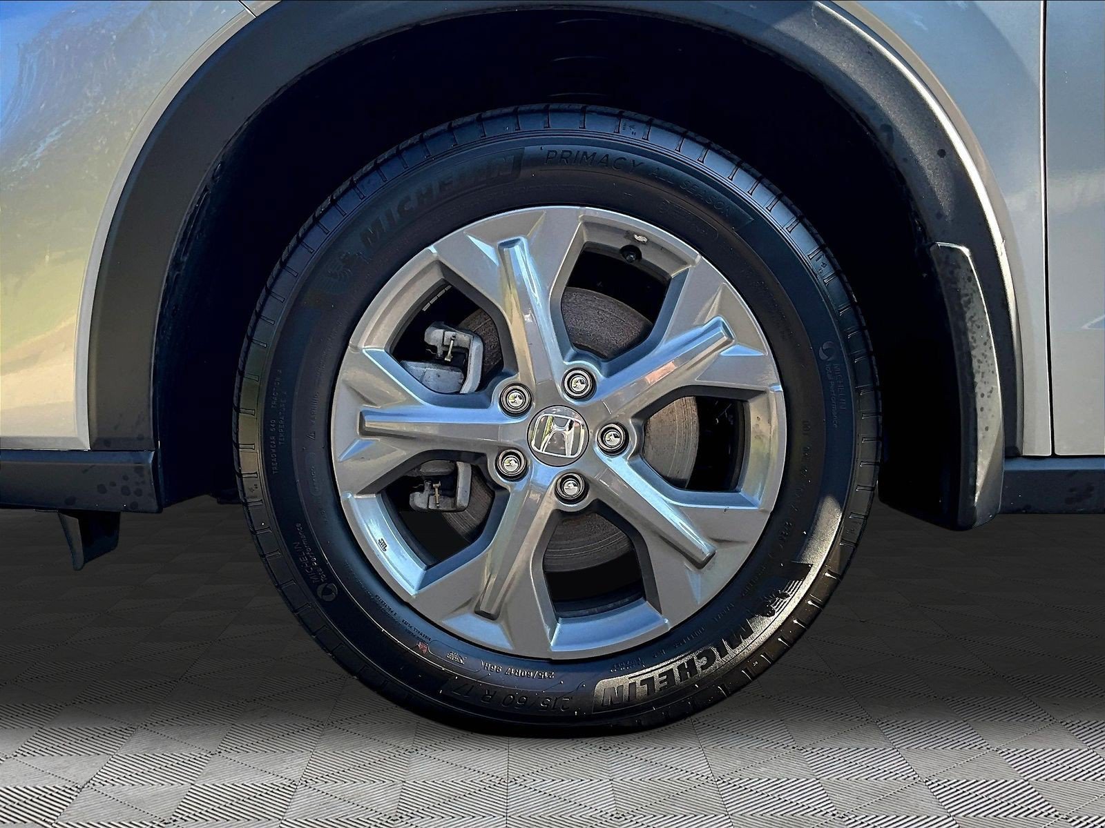 Certified 2026 Honda HR-V LX image 34