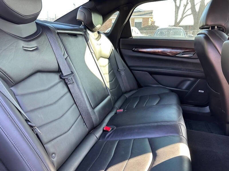 Used 2019 Cadillac CT6 Luxury w/ Driver Awareness Package image 9