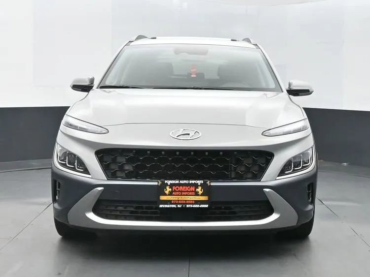Used 2022 Hyundai Kona Limited w/ Cargo Package image 3