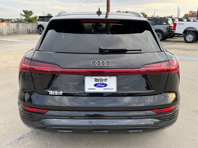 Used 2024 Audi Q8 e-tron Premium Plus w/ Premium Plus Package AWD/4WD image 6