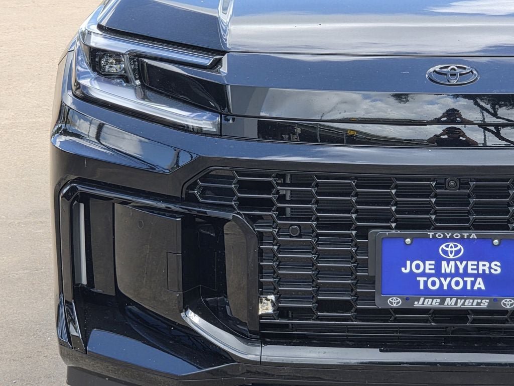 New 2026 Toyota RAV4 AWD Plug-in Hybrid image 5