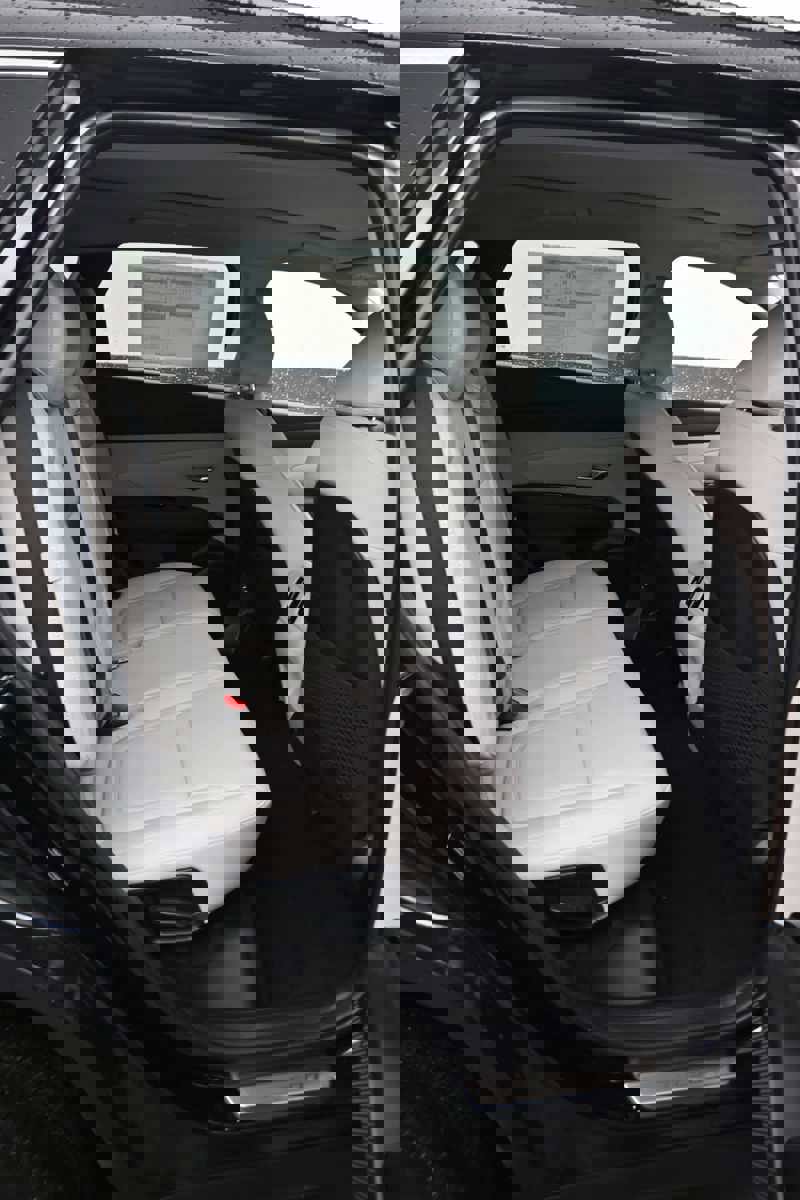 New 2026 Hyundai Tucson Limited image 12