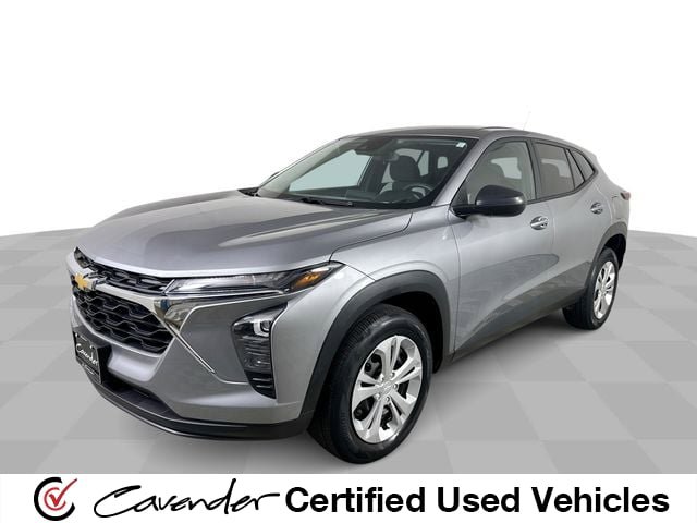 Used 2024 Chevrolet Trax LS FWD image 1