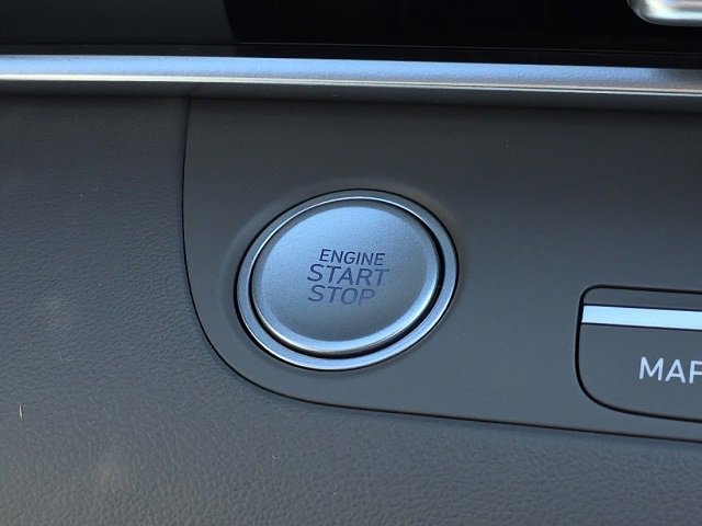 Certified 2023 Hyundai Elantra SEL w/ Convenience Package image 11