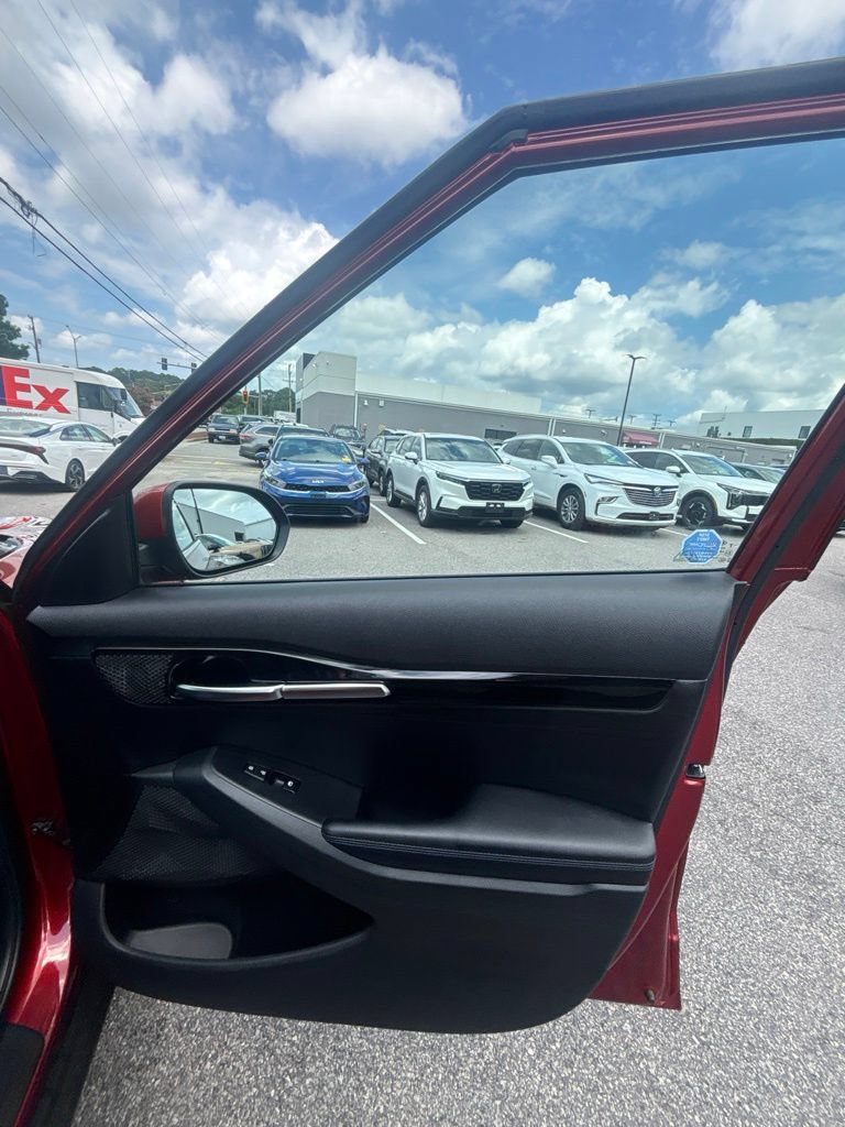 Used 2021 Kia Seltos S FWD image 23