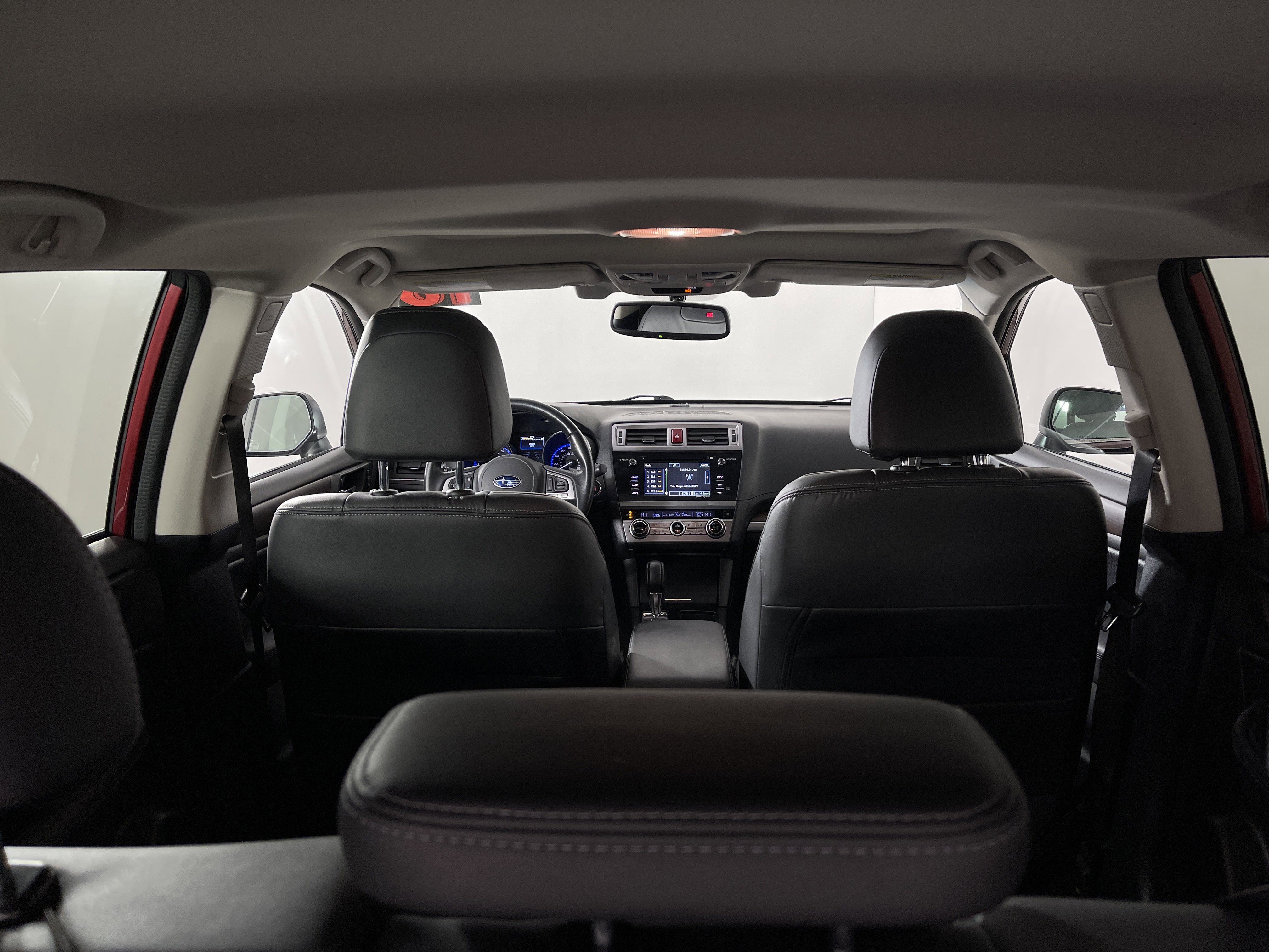 Used 2016 Subaru Outback 3.6R Limited image 15