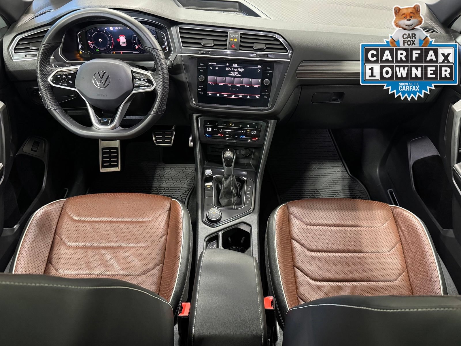 Used 2024 Volkswagen Tiguan SEL R-Line AWD/4WD image 2