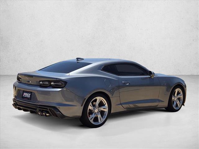 Used 2021 Chevrolet Camaro LT w/ Technology Package RWD image 5