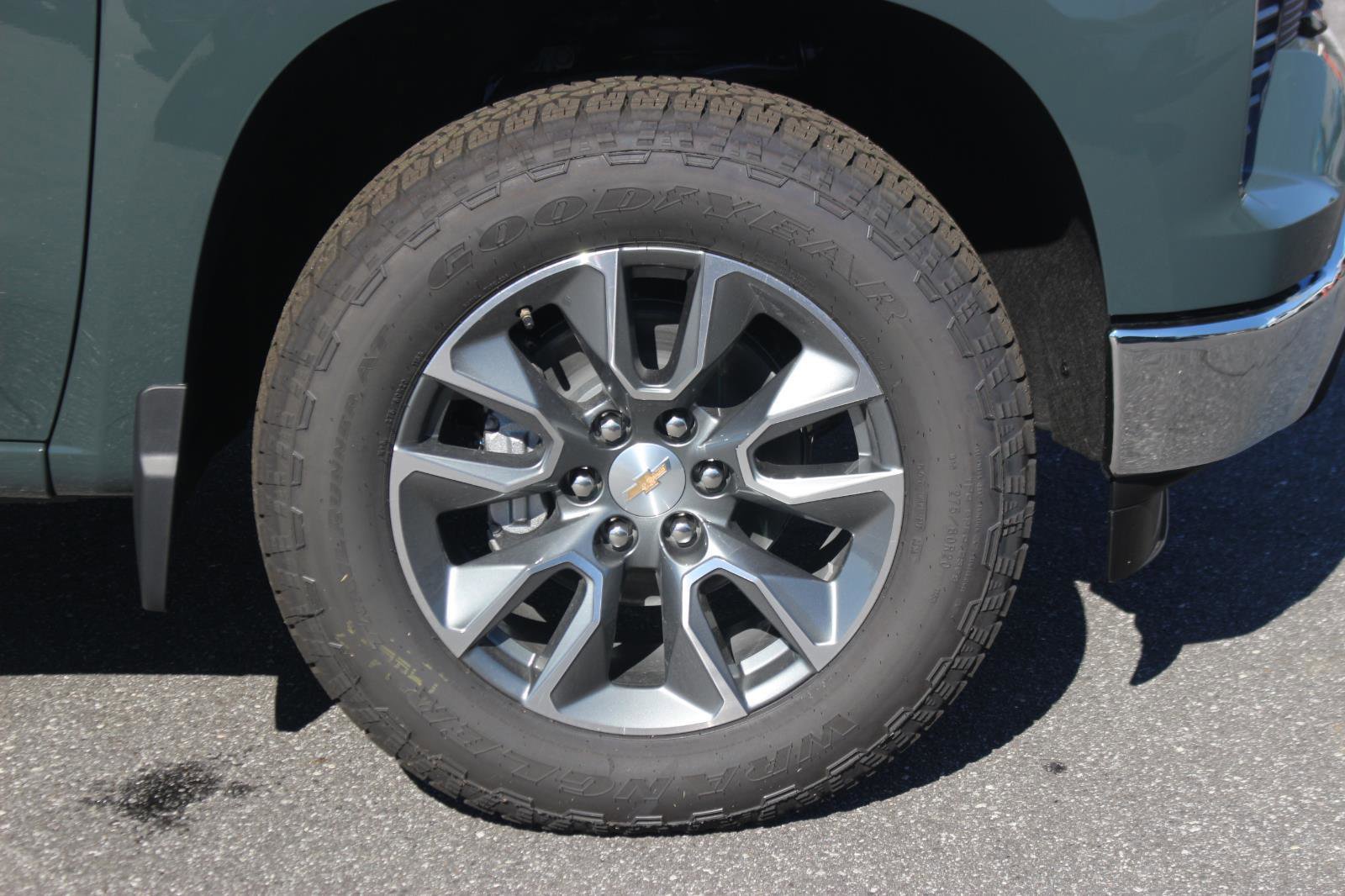 New 2026 Chevrolet Silverado 1500 LT image 9