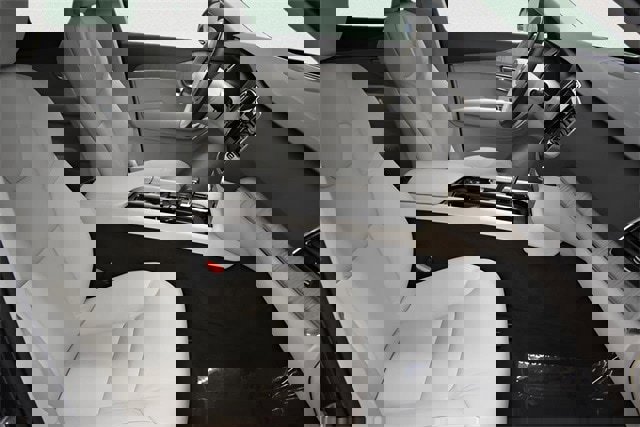 Used 2024 Volvo XC90 B6 Plus image 21