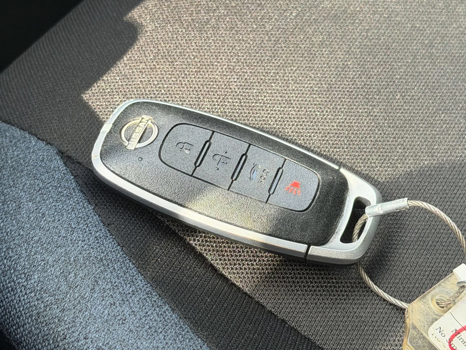 Used 2025 Nissan Versa SV FWD image 20