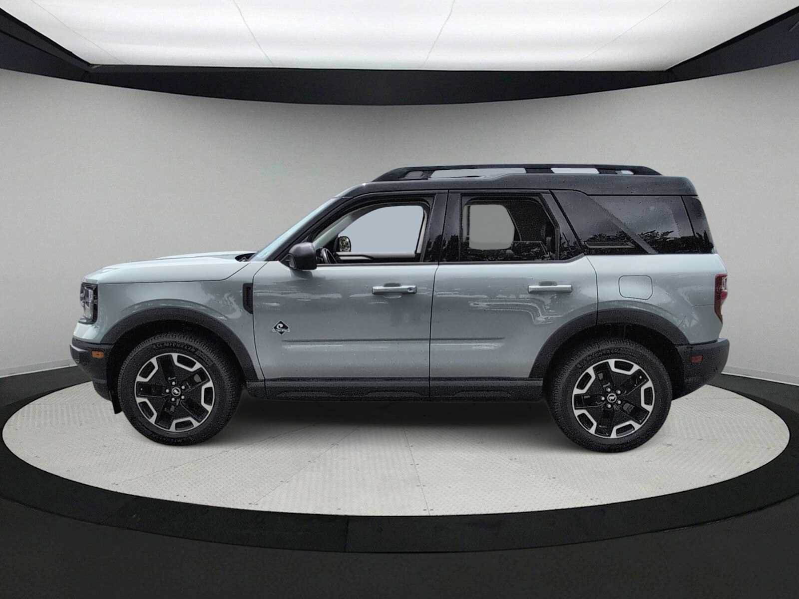 Used 2022 Ford Bronco Sport Outer Banks AWD/4WD image 5