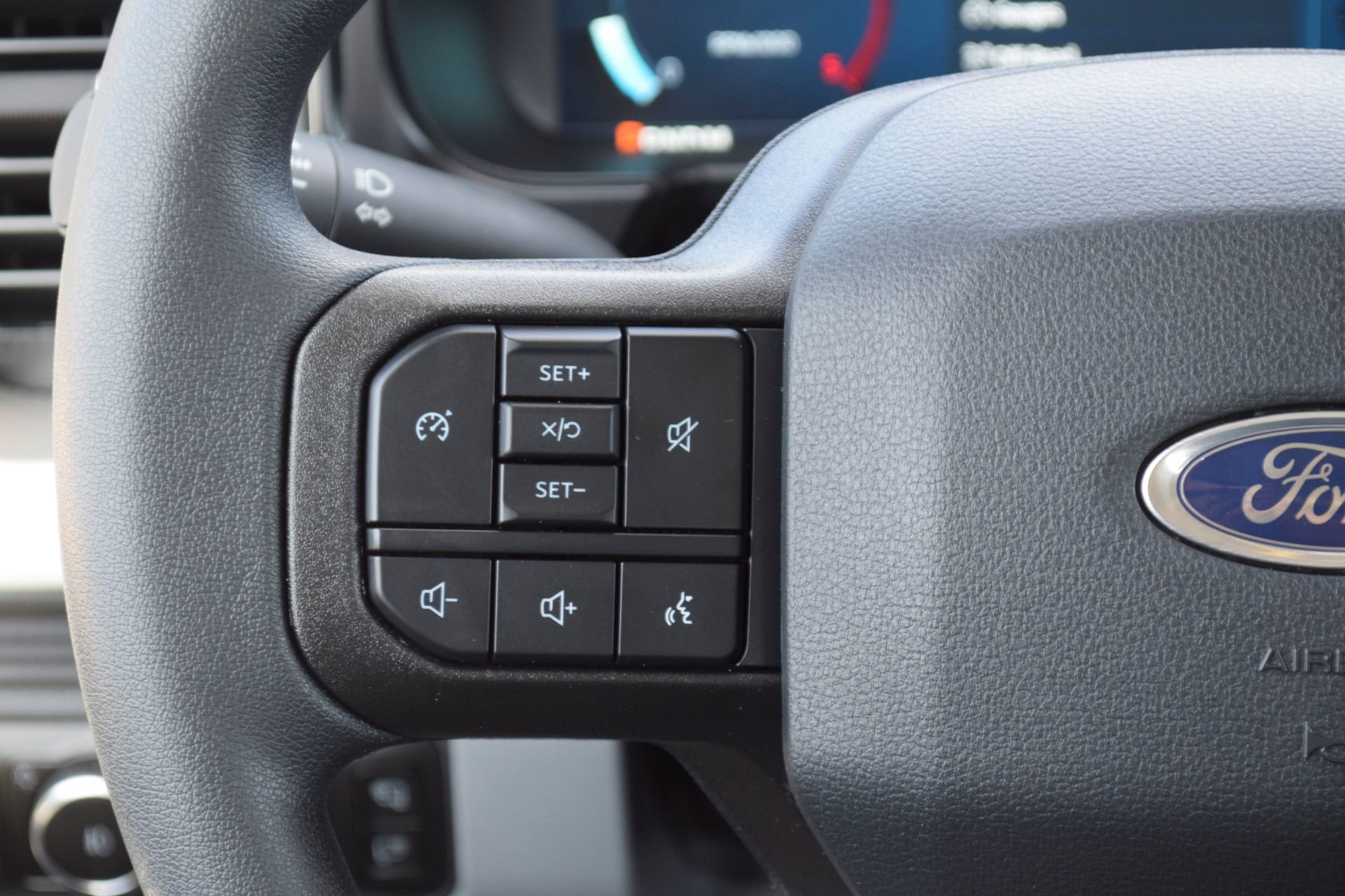 New 2026 Ford F250 XLT w/ XLT Premium Package image 9