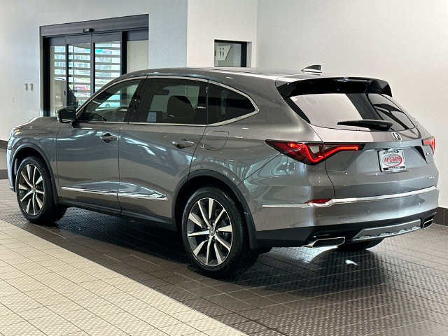 Used 2026 Acura MDX w/ Technology Package AWD/4WD image 4