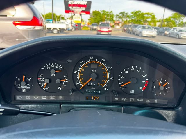 Used 1992 Mercedes-Benz 300 SE image 11