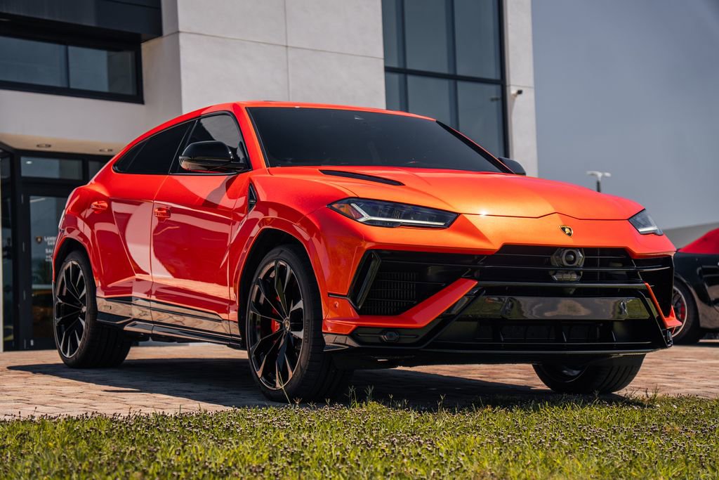 Used 2024 Lamborghini Urus S AWD/4WD image 8